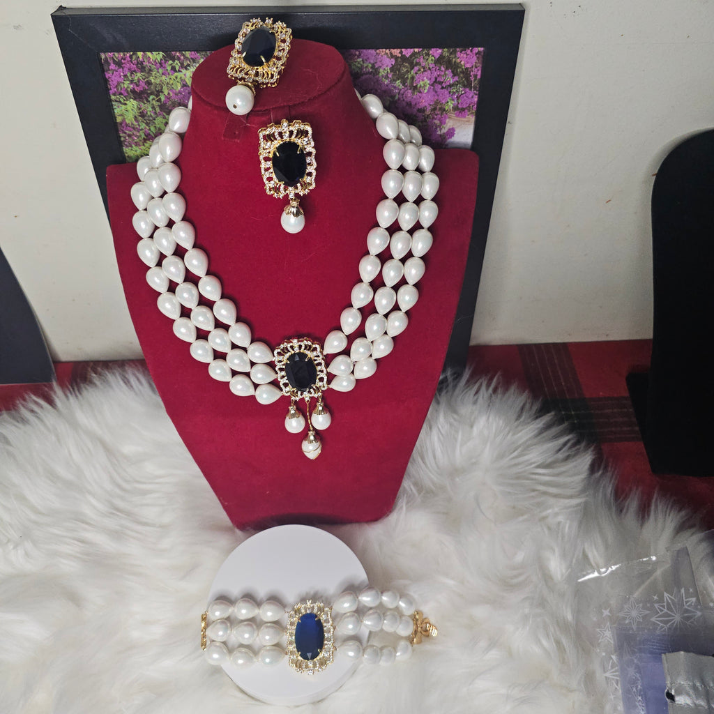 White Multi-strand Pearl Necklace Set